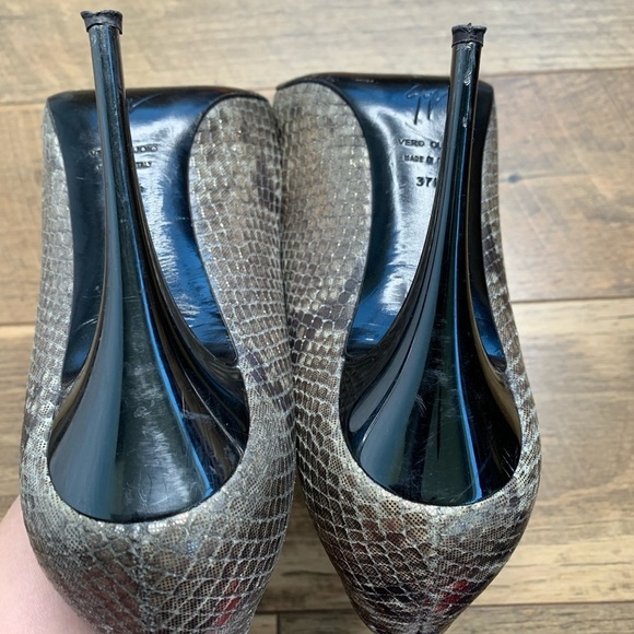 Giuseppe Zanotti Snakeskin Open Toe Animal Print Heels sz 37 - Picture 4 of 8
